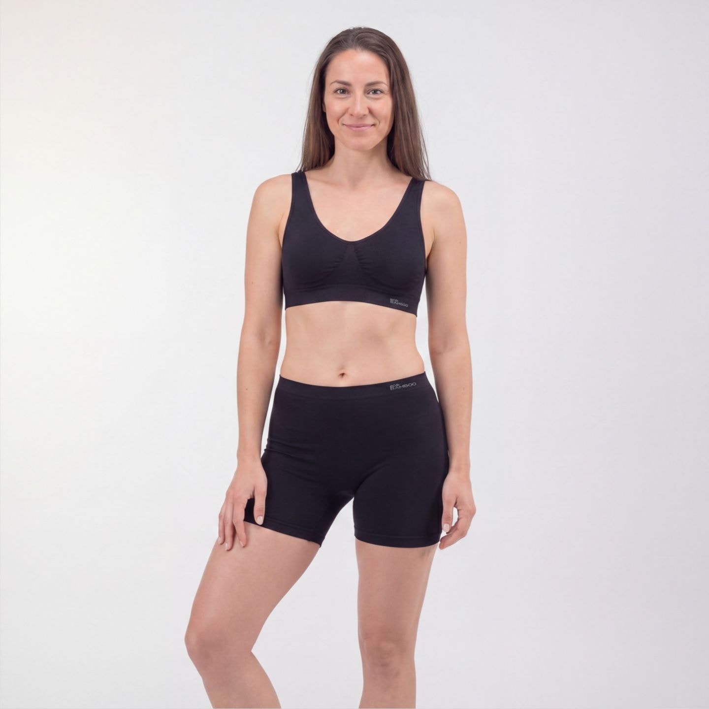 Boxer shorts with mid-length inseam